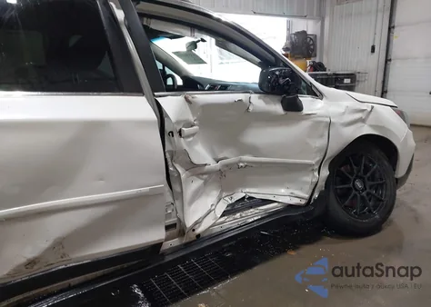 2018 Subaru Outback 2.5I из США, поврежденный, VIN 4S4BSAAC9J3316946